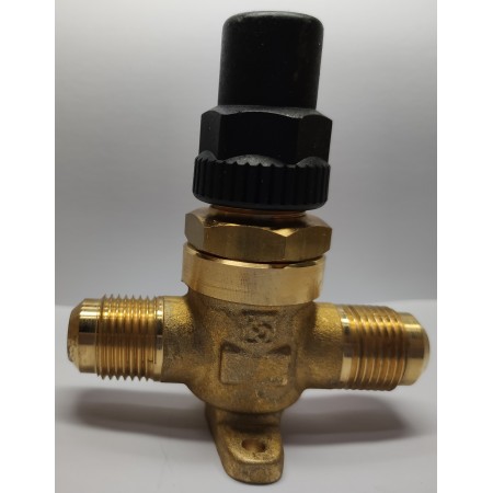 Castel capped valve 6410/5 5/8 SAE flare type